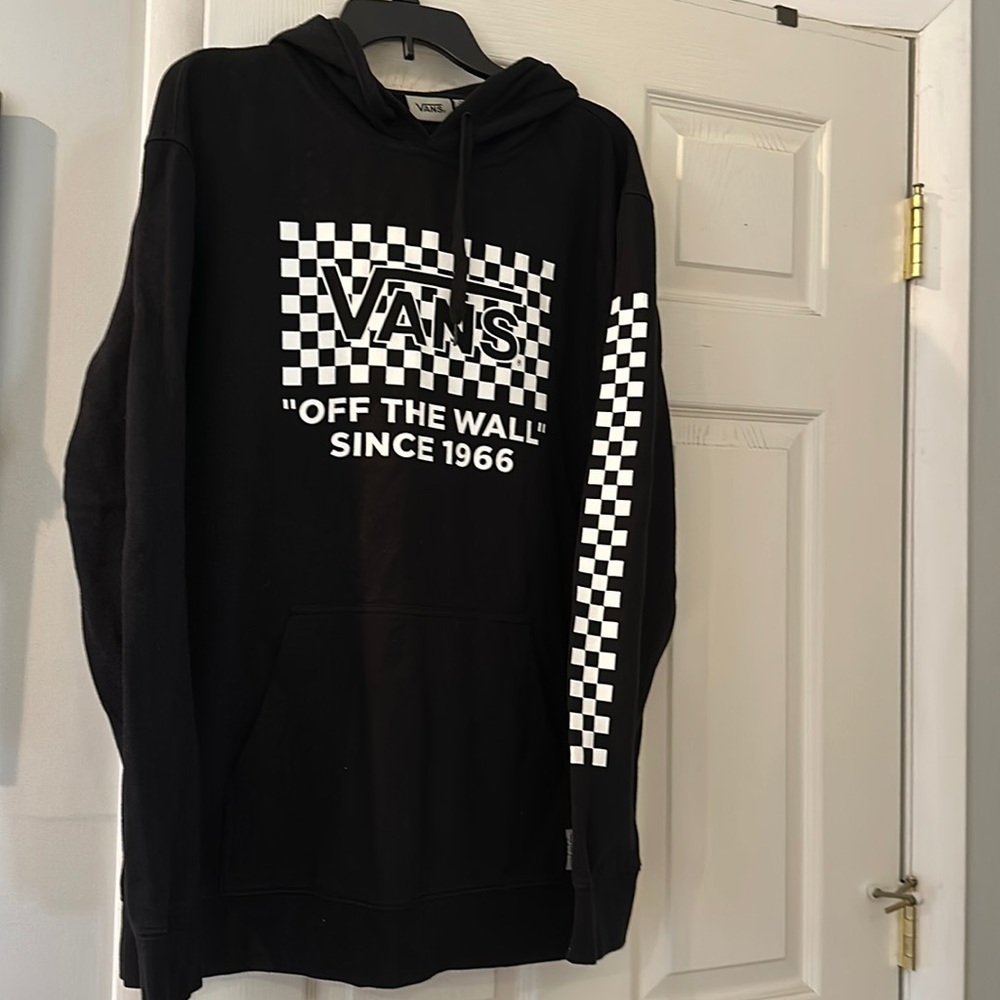Men’s hoodie sweatshirt, black and white.